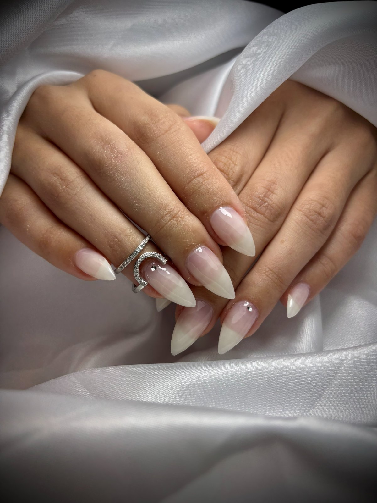 Trabalho de unhas e pestanas Cristiana Ferreira Studio