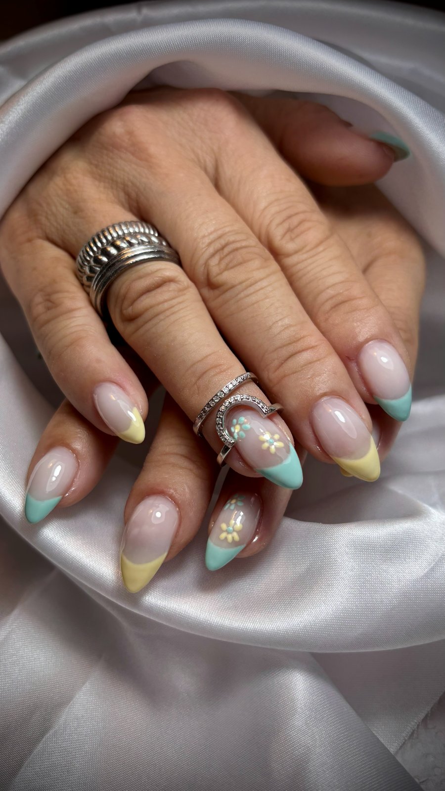 Trabalho de unhas e pestanas Cristiana Ferreira Studio